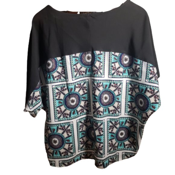 BCBG 3/4 sleeve top SZ M - Picture 3 of 8